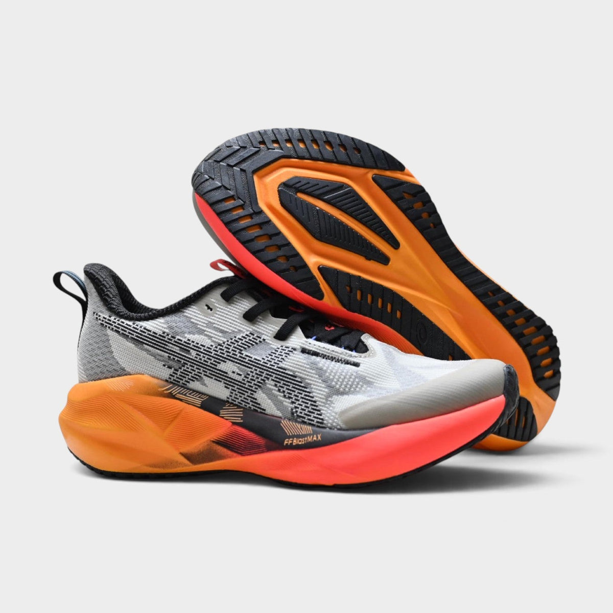 ASICS Novablast 5 Chaussures de running réactives pour homme