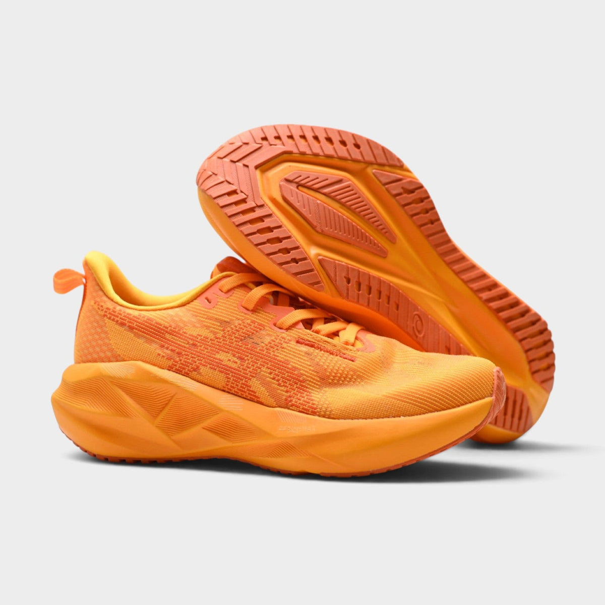 ASICS Novablast 5 Chaussures de running réactives pour homme