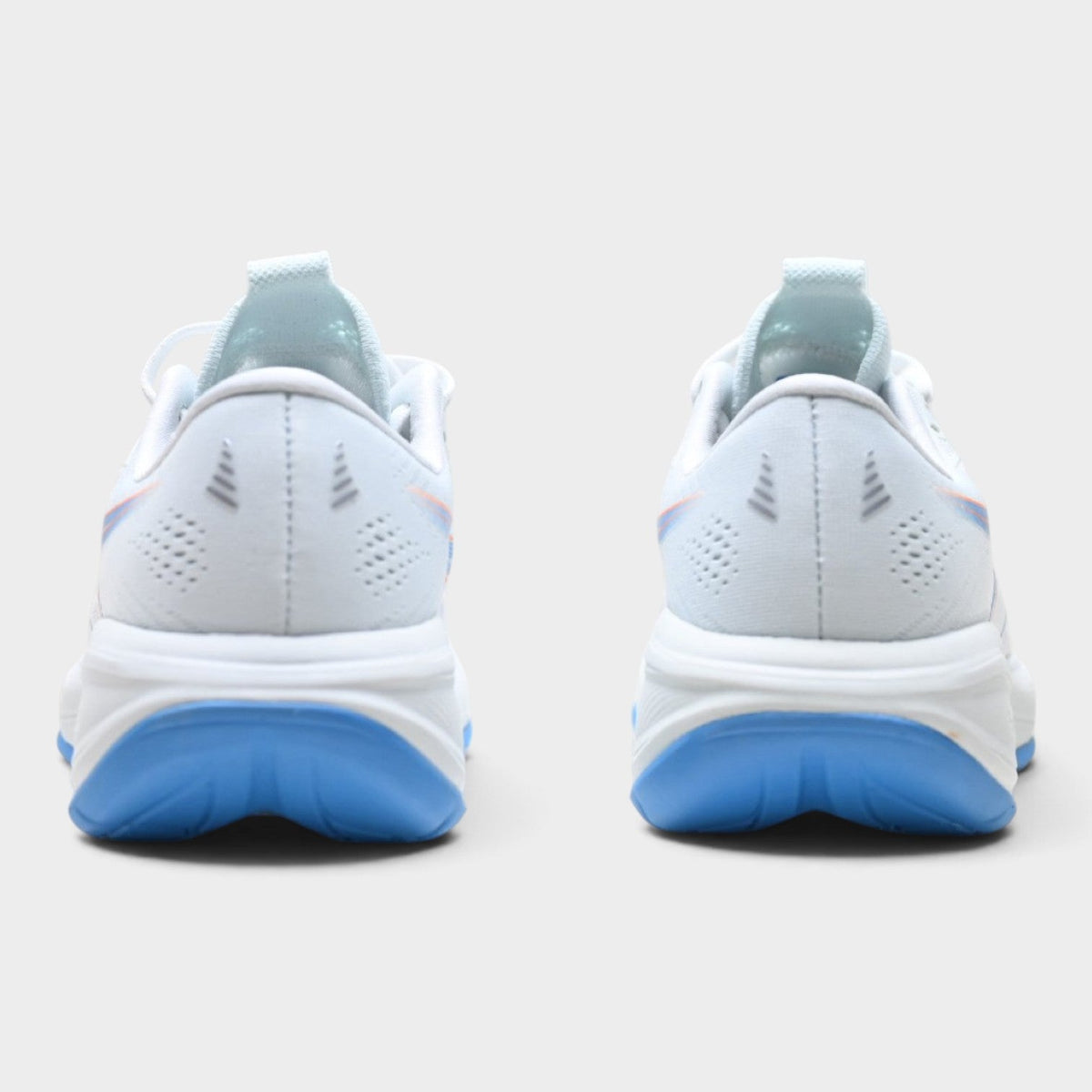 ASICS GEL-CUMULUS 28 Chaussures de running quotidiennes pour homme