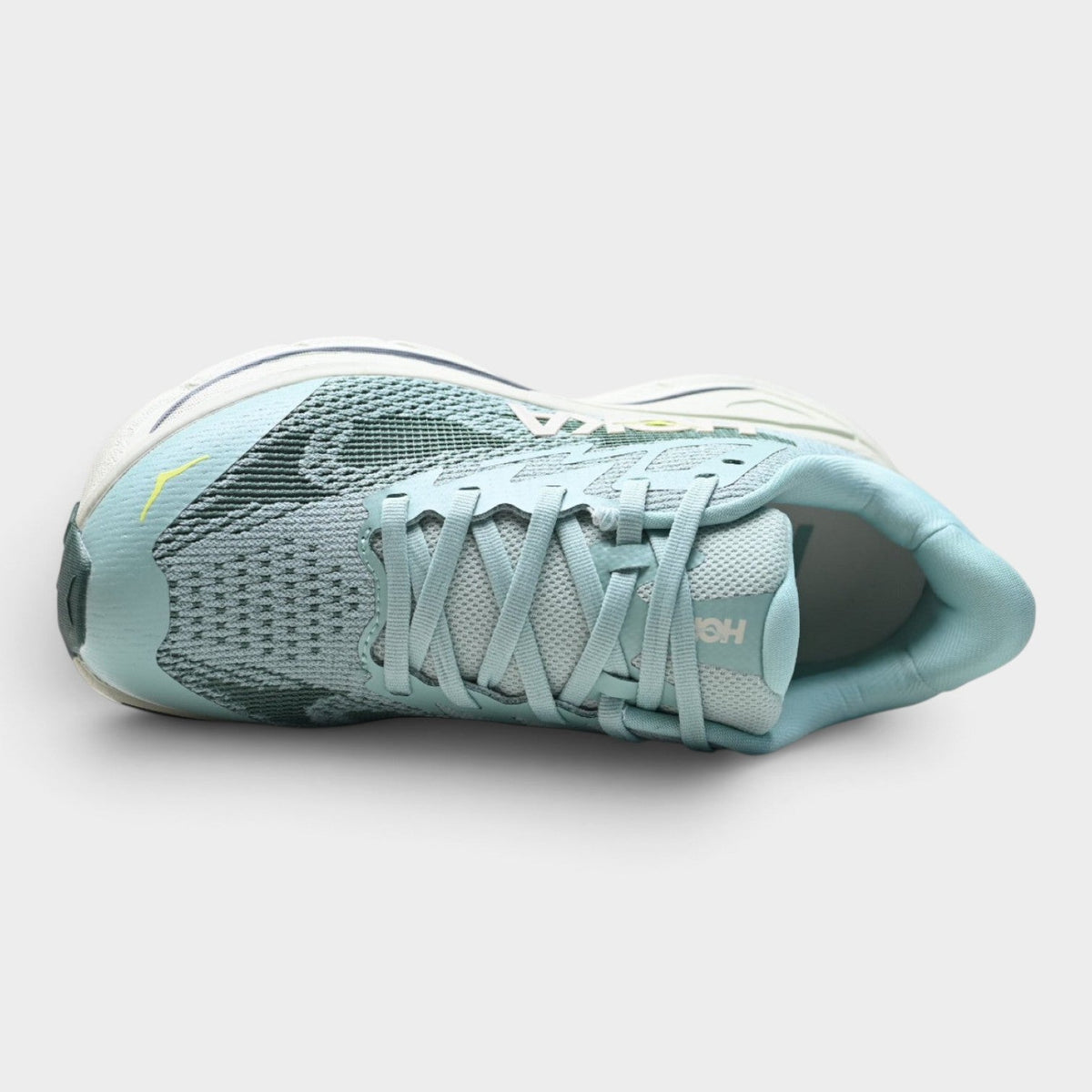 HOKA Challenger 8 Chaussures de trail avec amorti pour femme