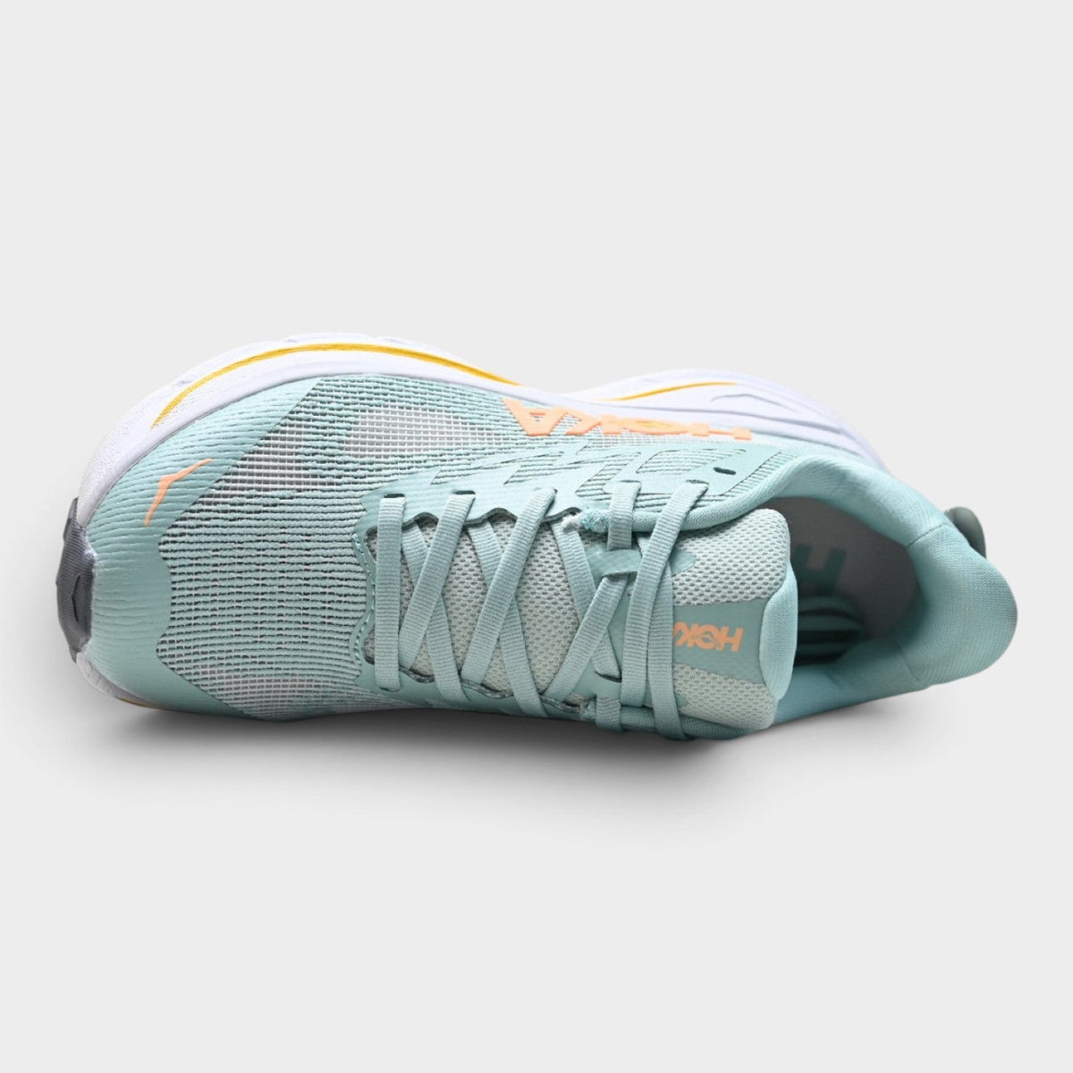 HOKA Challenger 8 Chaussures de trail avec amorti pour femme