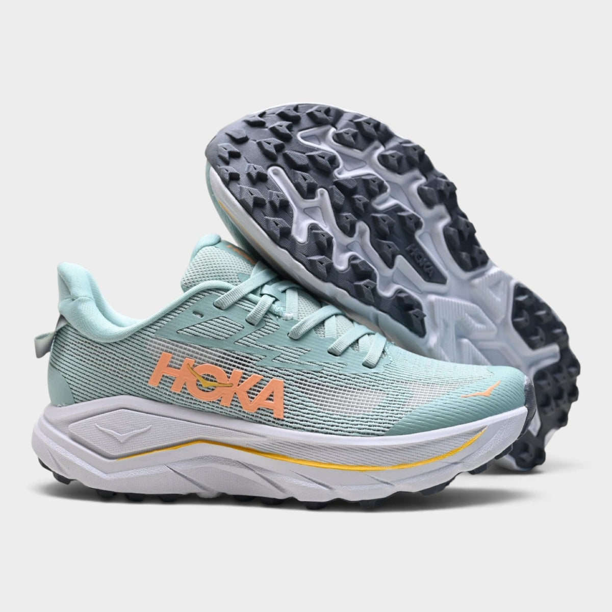 HOKA Challenger 8 Chaussures de trail avec amorti pour homme