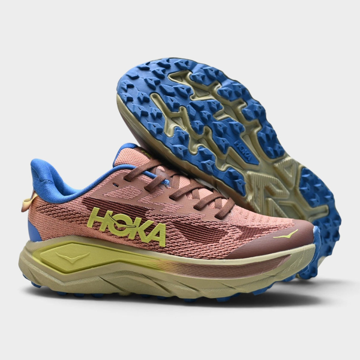 HOKA Challenger 8 Chaussures de trail avec amorti pour femme
