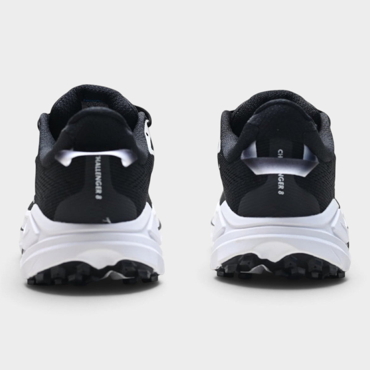 HOKA Challenger 8 Chaussures de trail avec amorti pour homme