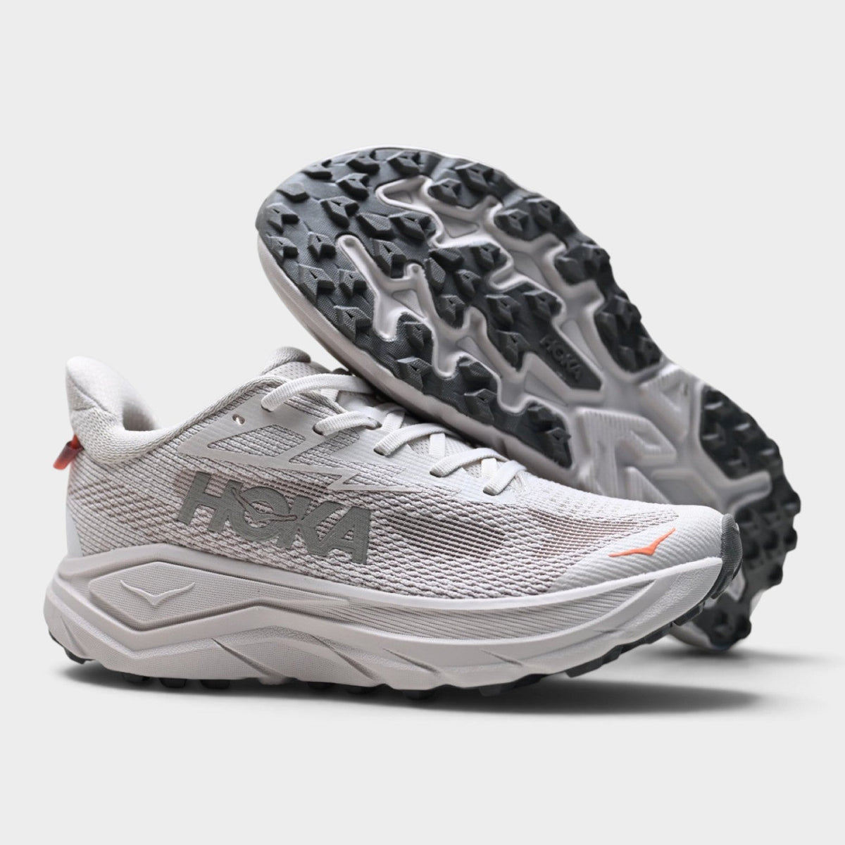 HOKA Challenger 8 Chaussures de trail avec amorti pour femme