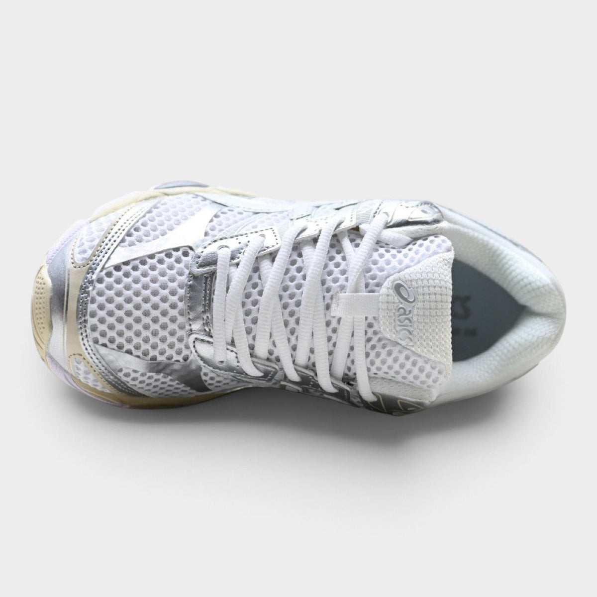 ASICS GEL-CUMULUS 16 Baskets quotidiennes avec amorti pour homme